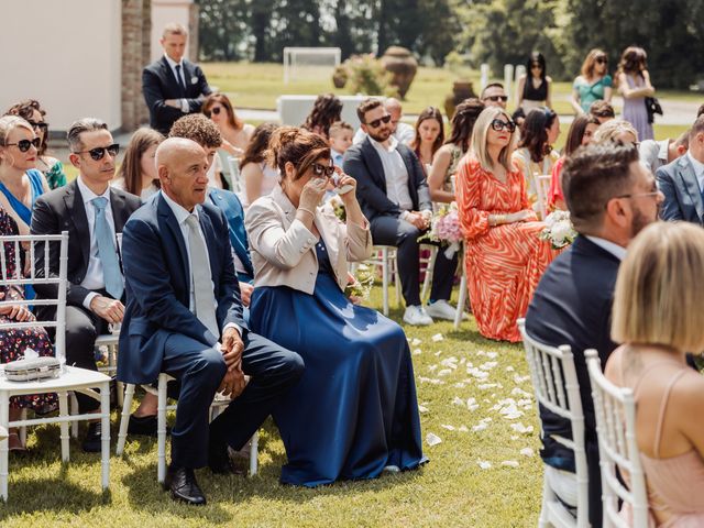 Il matrimonio di Daniele e Alessandra a Lacchiarella, Milano 30
