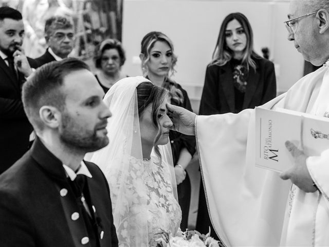 Il matrimonio di Francesca e Orlando a Mattinata, Foggia 19