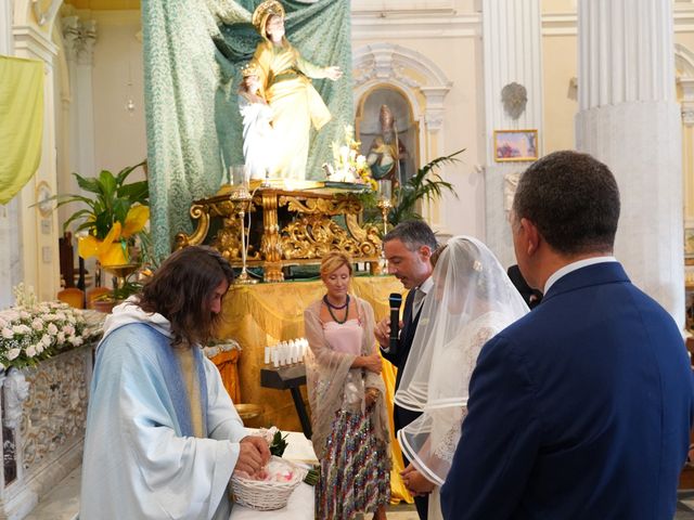 Il matrimonio di Francesco e Mariarosaria a Bacoli, Napoli 43