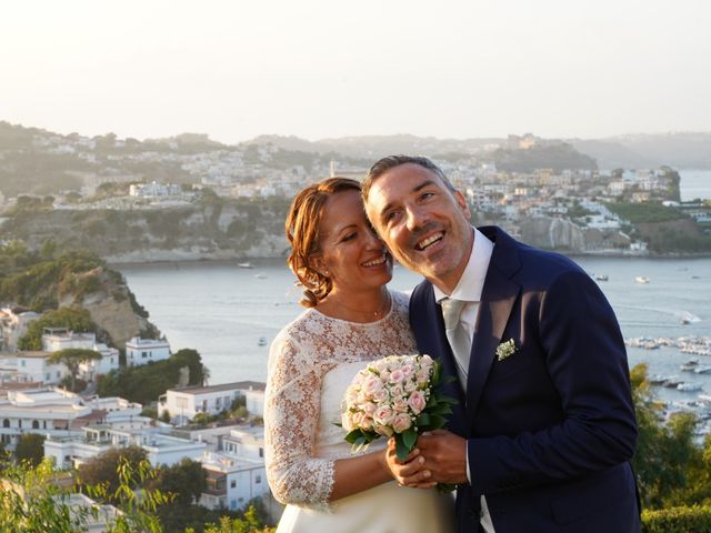 Il matrimonio di Francesco e Mariarosaria a Bacoli, Napoli 52