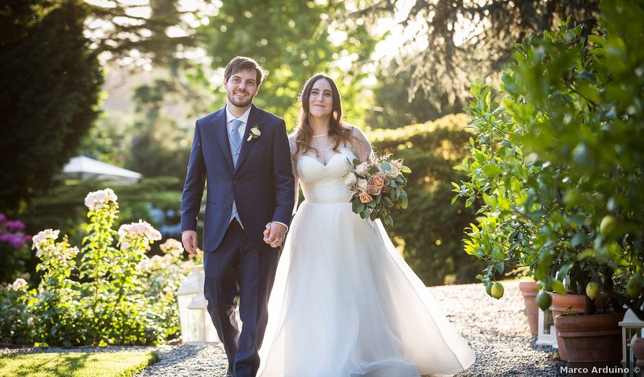 Il matrimonio di EDOARDO e SARA a Viverone, Biella