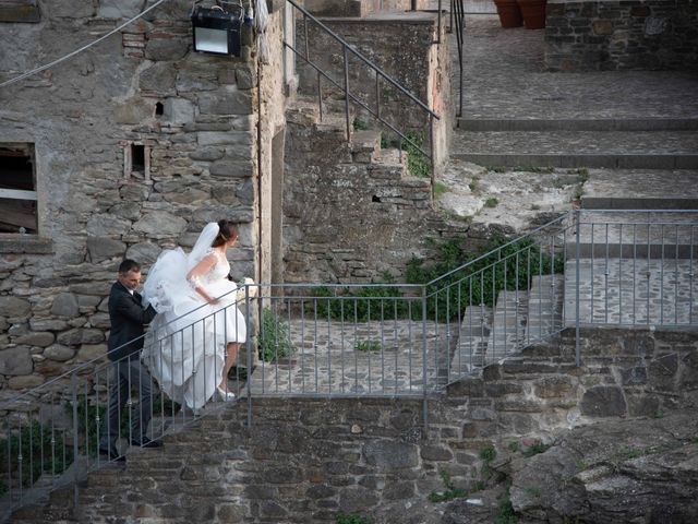 Il matrimonio di Arianna e Roberto a Subbiano, Arezzo 241