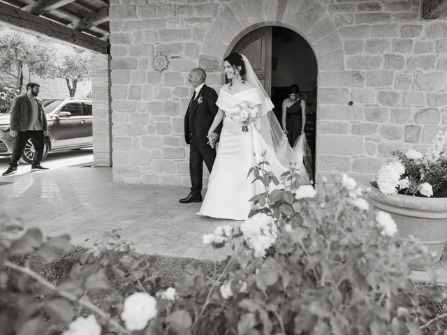 Il matrimonio di Janet e Lorenzo a Camerino, Macerata 38