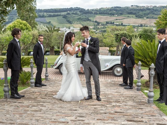 Il matrimonio di Daniele e Valentina a Altidona, Fermo 23