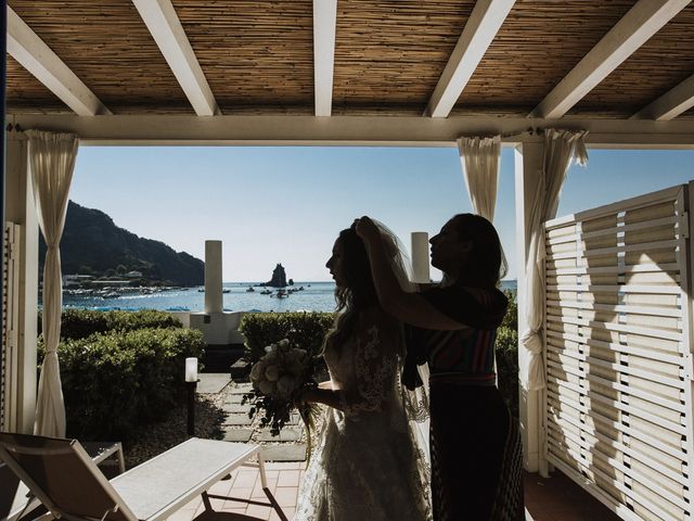 Il matrimonio di Paolo e Sonia a Lipari, Messina 25