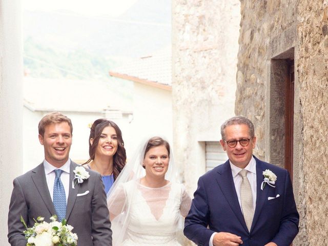 Il matrimonio di Lorenzo e Anna a Bagnone, Massa Carrara 38