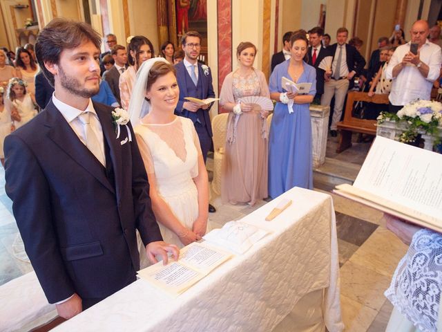 Il matrimonio di Lorenzo e Anna a Bagnone, Massa Carrara 46