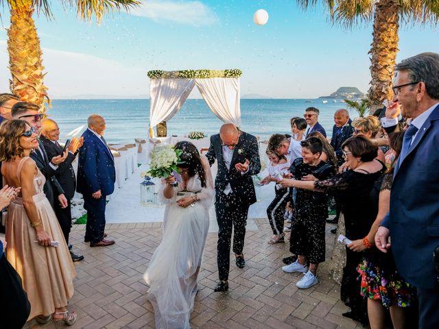 Il matrimonio di Roberta e Umberto a Bacoli, Napoli 43