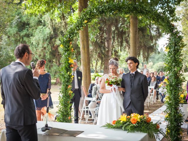 Il matrimonio di Andrea e Irene a Robecco sul Naviglio, Milano 15