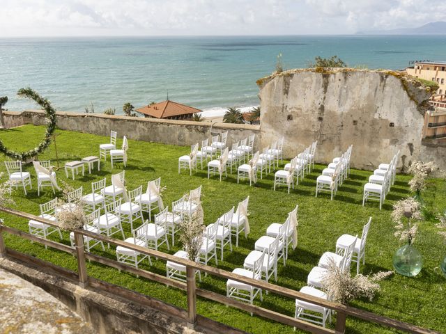 Il matrimonio di Riccardo e Veronica a Finale Ligure, Savona 8