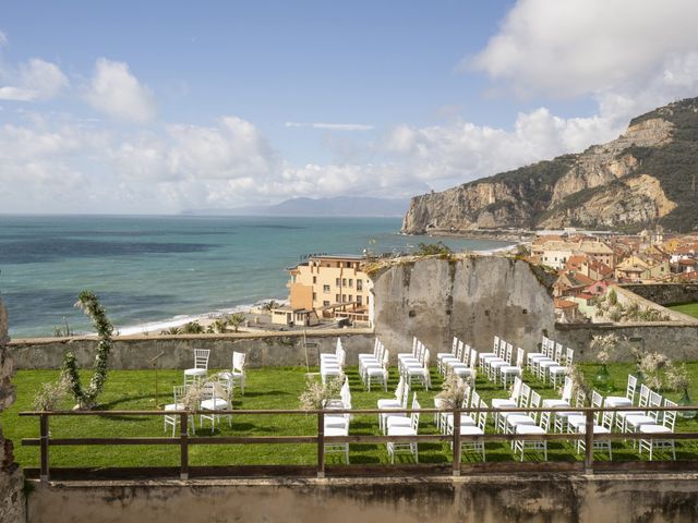 Il matrimonio di Riccardo e Veronica a Finale Ligure, Savona 9