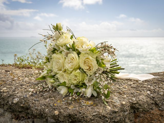 Il matrimonio di Riccardo e Veronica a Finale Ligure, Savona 43