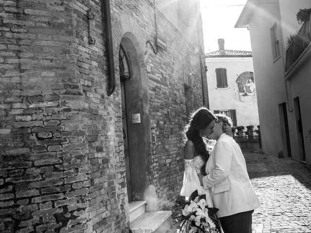 Il matrimonio di Martina e Selene a Misano Adriatico, Rimini 27