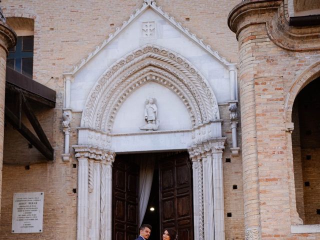 Il matrimonio di Alessandro  e Sara a Città Sant'Angelo, Pescara 6