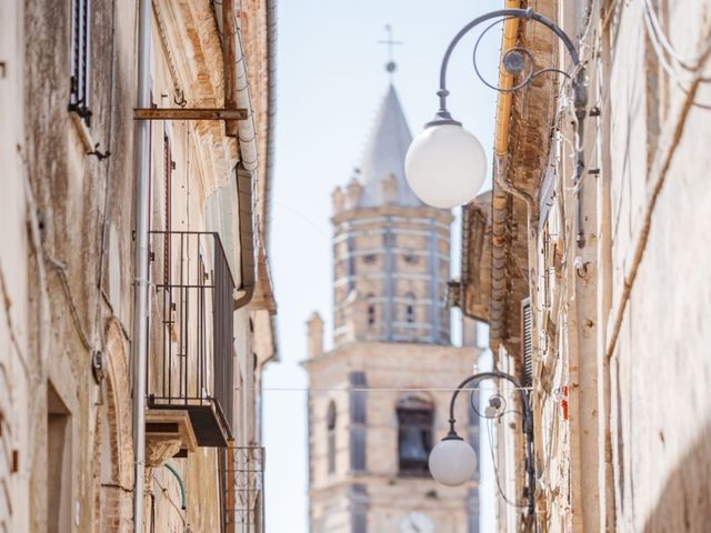 Il matrimonio di Alessandro  e Sara a Città Sant'Angelo, Pescara 1
