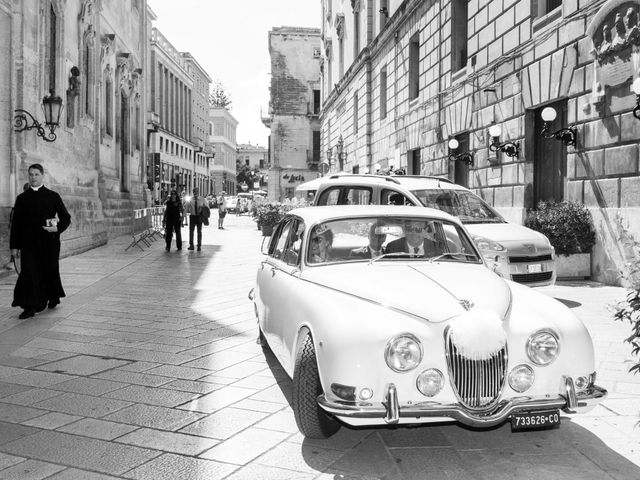 Il matrimonio di Davide e Emanuela a Lecce, Lecce 1