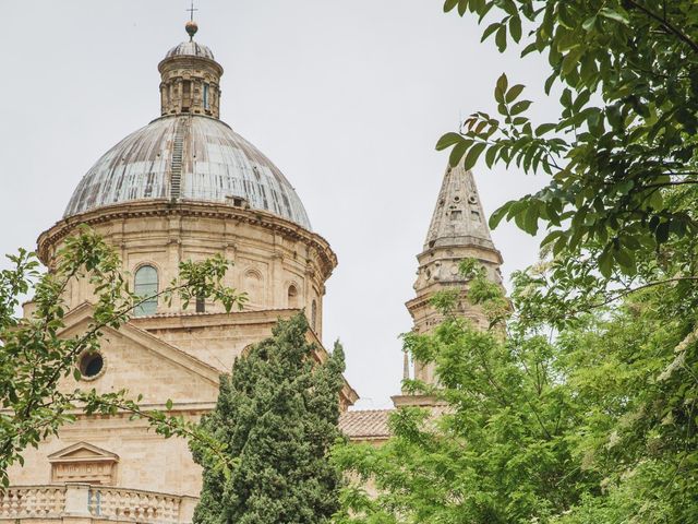 Il matrimonio di Alberto e Valeria a Montepulciano, Siena 26