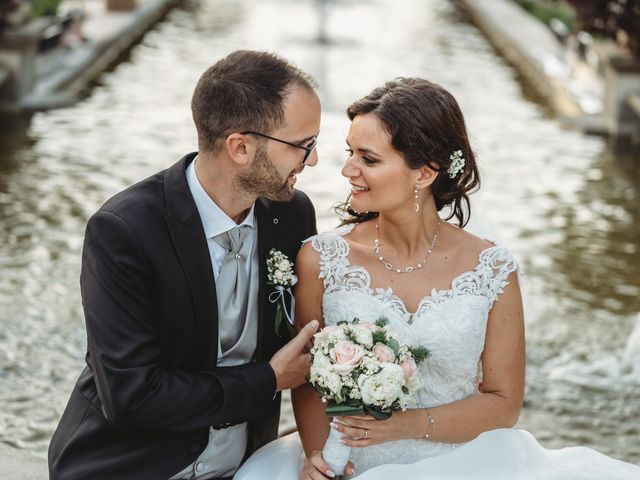 Il matrimonio di Irma e Mattia a Guardia Sanframondi, Benevento 9