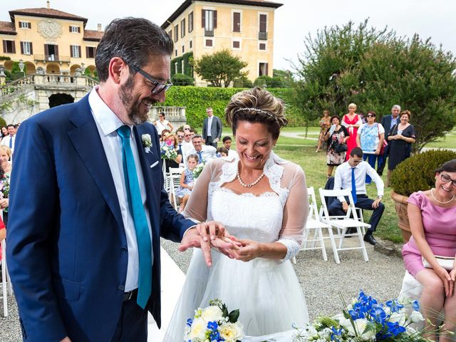 Il matrimonio di Fabrizio  e Emanuela  a Imbersago, Lecco 20