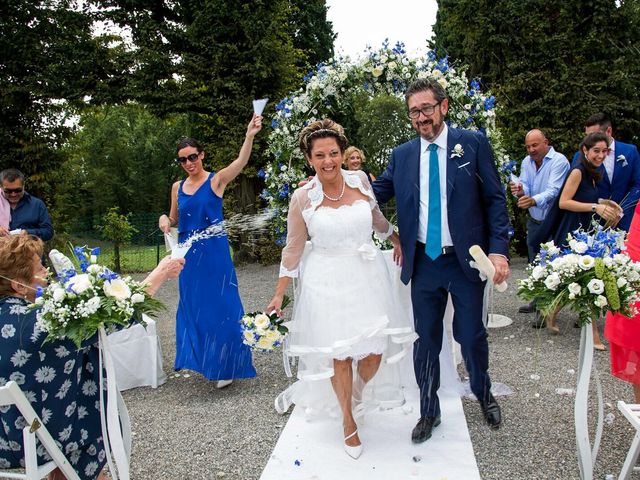 Il matrimonio di Fabrizio  e Emanuela  a Imbersago, Lecco 23