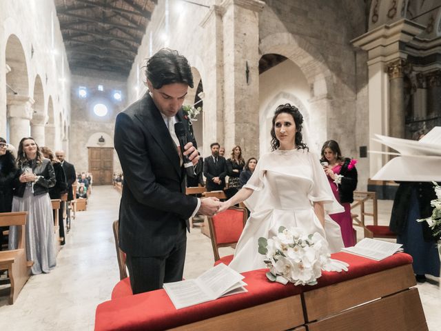 Il matrimonio di Cristina e Paolo a Teramo, Teramo 16