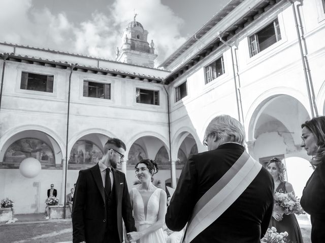 Il matrimonio di Lisa e Matteo a Pietrasanta, Lucca 26