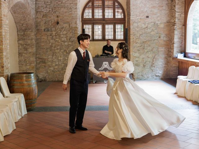 Il matrimonio di Namgyu e Eleonora a Mapello, Bergamo 103
