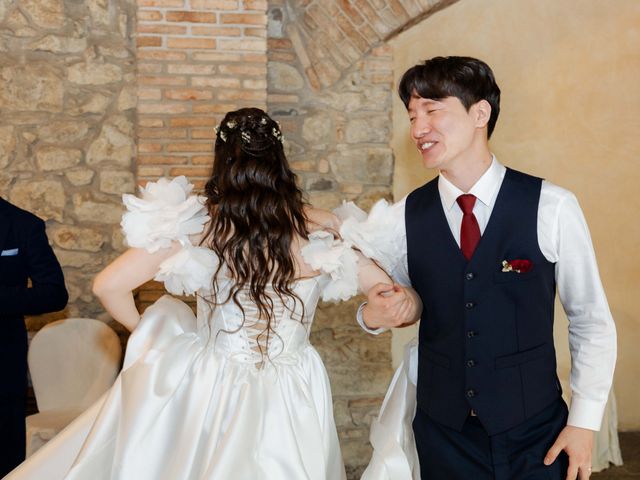 Il matrimonio di Namgyu e Eleonora a Mapello, Bergamo 109