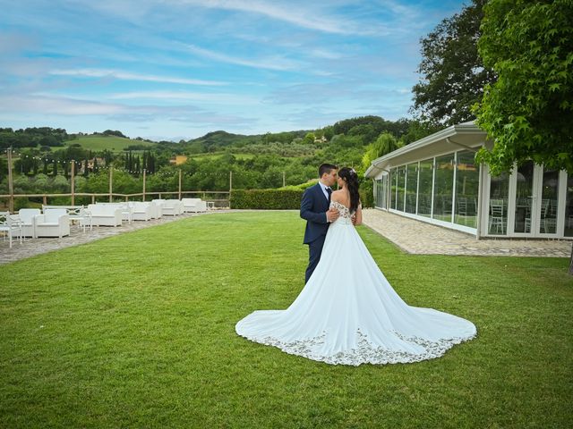 Il matrimonio di Stefania e Francesco a Santa Maria Capua Vetere, Caserta 31