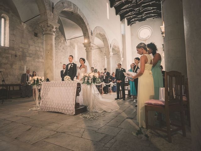 Il matrimonio di Mirko e Marianna a Pietrasanta, Lucca 10