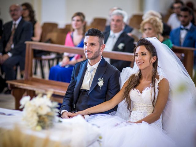 Il matrimonio di Michele e Dayana a Civitanova Marche, Macerata 17