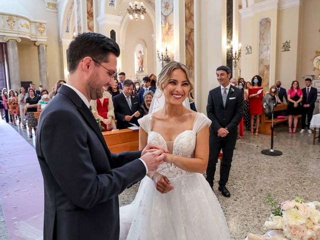 Il matrimonio di Selika e Michele a San Donaci, Brindisi 17