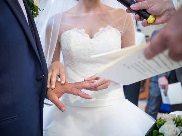 Il matrimonio di Ervis e Ambra a Falerone, Fermo 26