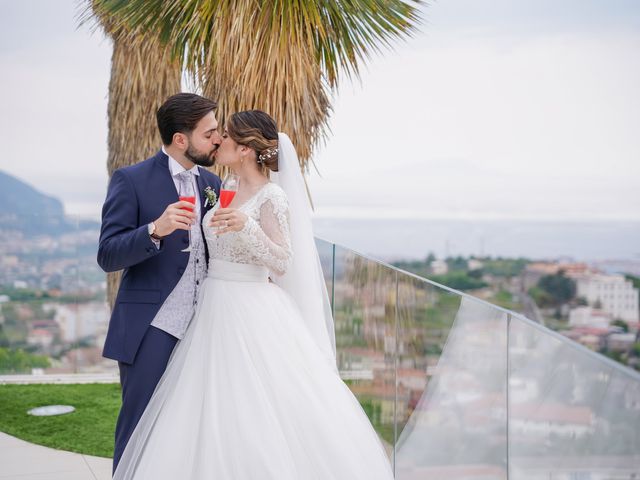 Il matrimonio di Giusy e Vincenzo a Lettere, Napoli 48