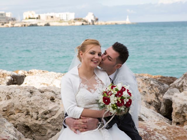 Il matrimonio di Roberto e Rossella a Castro, Lecce 56