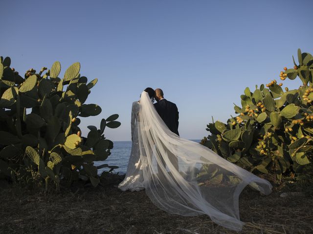 Il matrimonio di Francesco e Silvia a Santo Stefano di Camastra, Messina 18