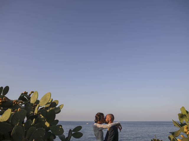 Il matrimonio di Francesco e Silvia a Santo Stefano di Camastra, Messina 20