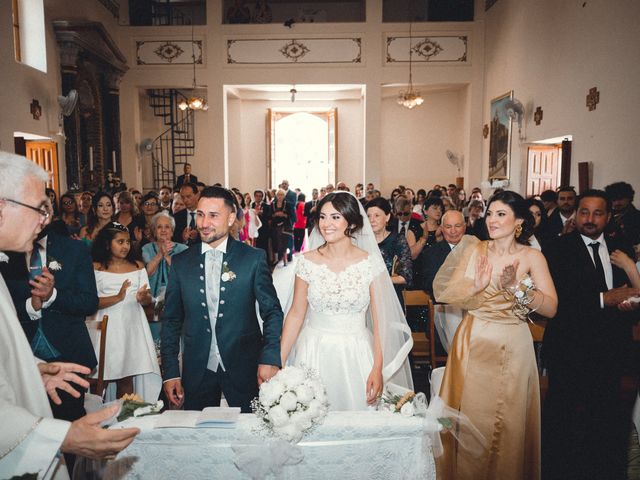 Il matrimonio di Gianluca e Doris a Patti, Messina 13