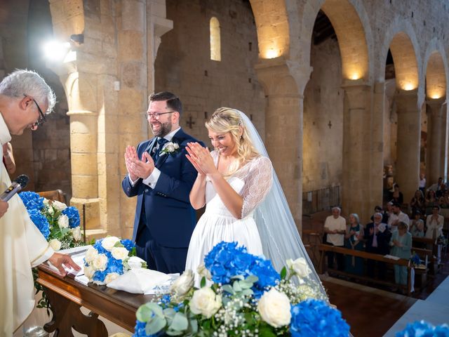 Il matrimonio di Simone e Arianna a Castellina in Chianti, Siena 1