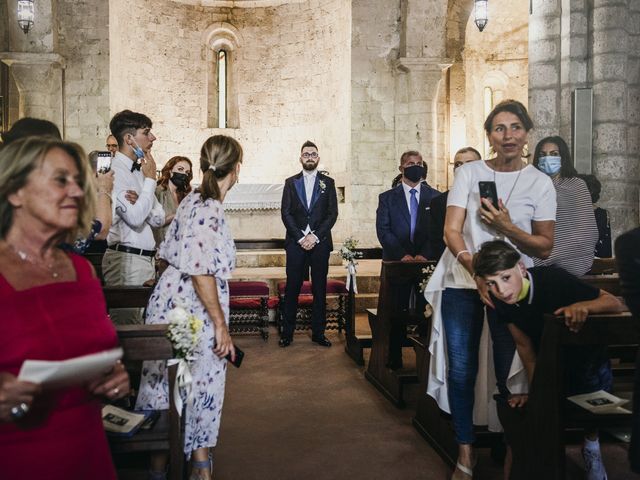 Il matrimonio di Saverio e Federica a Sovicille, Siena 24