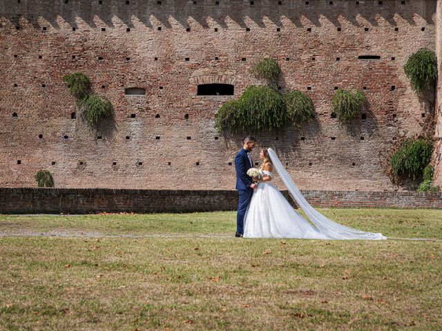 Il matrimonio di Luca e Isabella a Castel San Pietro Terme, Bologna 15