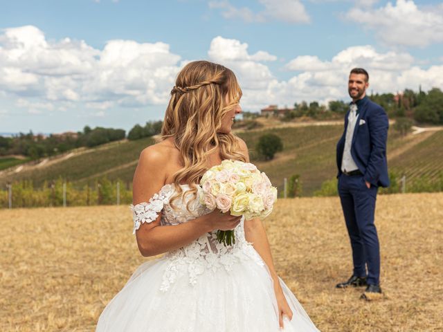 Il matrimonio di Luca e Isabella a Castel San Pietro Terme, Bologna 18