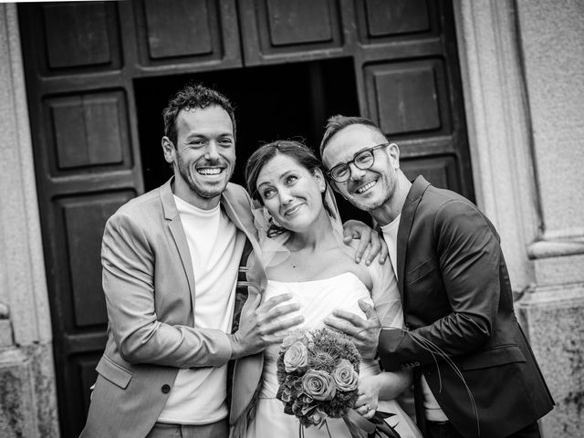 Il matrimonio di Luca e Valentina a Uggiate -Trevano, Como 44