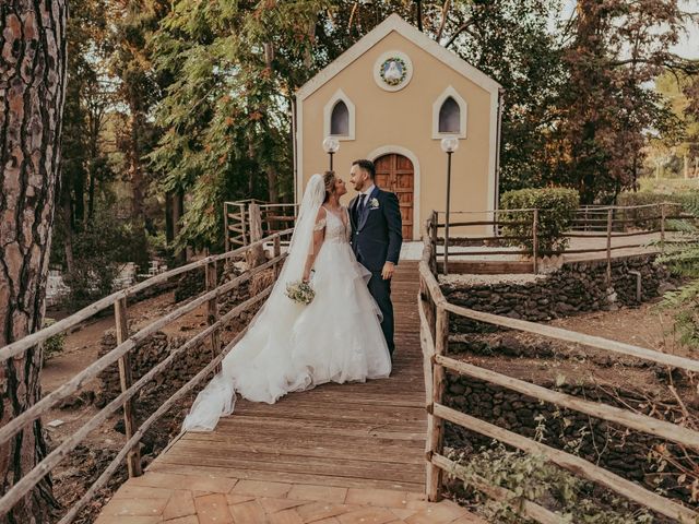 Il matrimonio di Pierluigi  e Paola a Catania, Catania 10