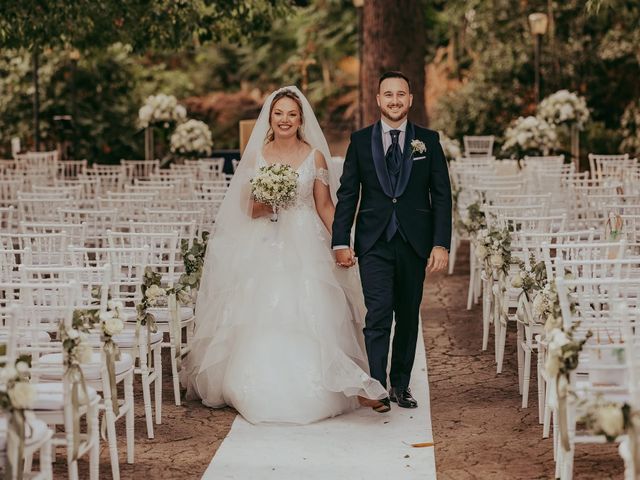 Il matrimonio di Pierluigi  e Paola a Catania, Catania 23