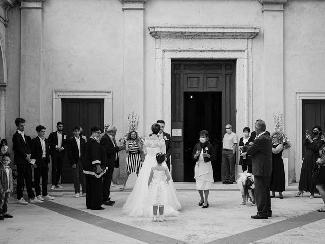 Il matrimonio di Luciano e Monica a Desenzano del Garda, Brescia 18