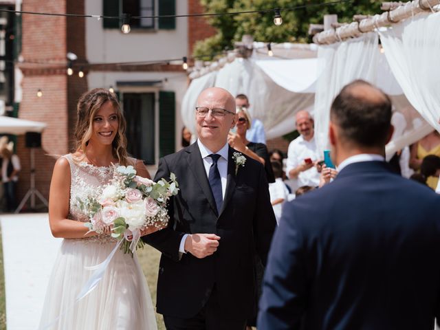 Il matrimonio di Tommy e Valentina a Pombia, Novara 32