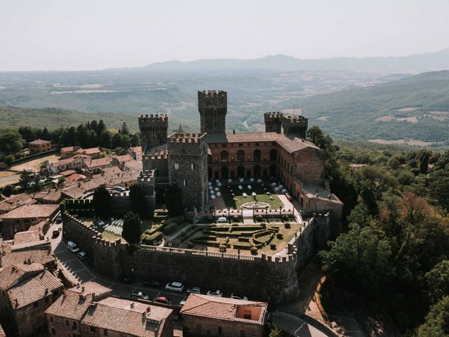 Il matrimonio di Manuela e Manuel a Acquapendente, Viterbo 14