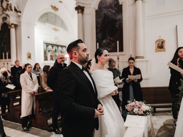 Il matrimonio di Luca e Lucia a Miglianico, Chieti 34