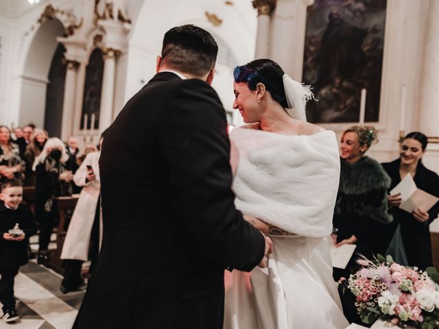 Il matrimonio di Luca e Lucia a Miglianico, Chieti 36